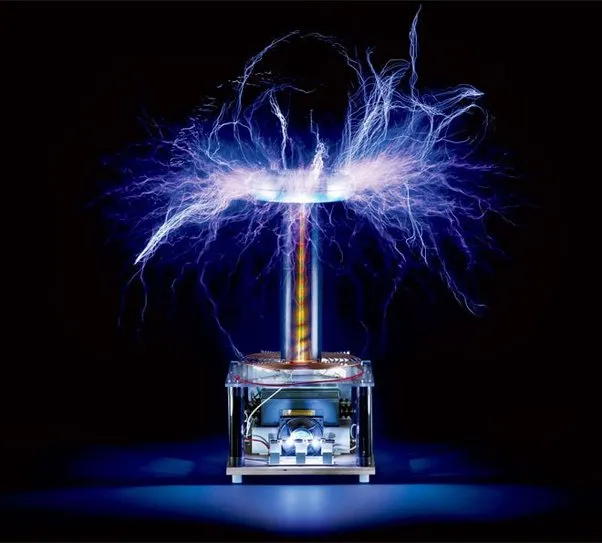 Tesla Coil in Operation